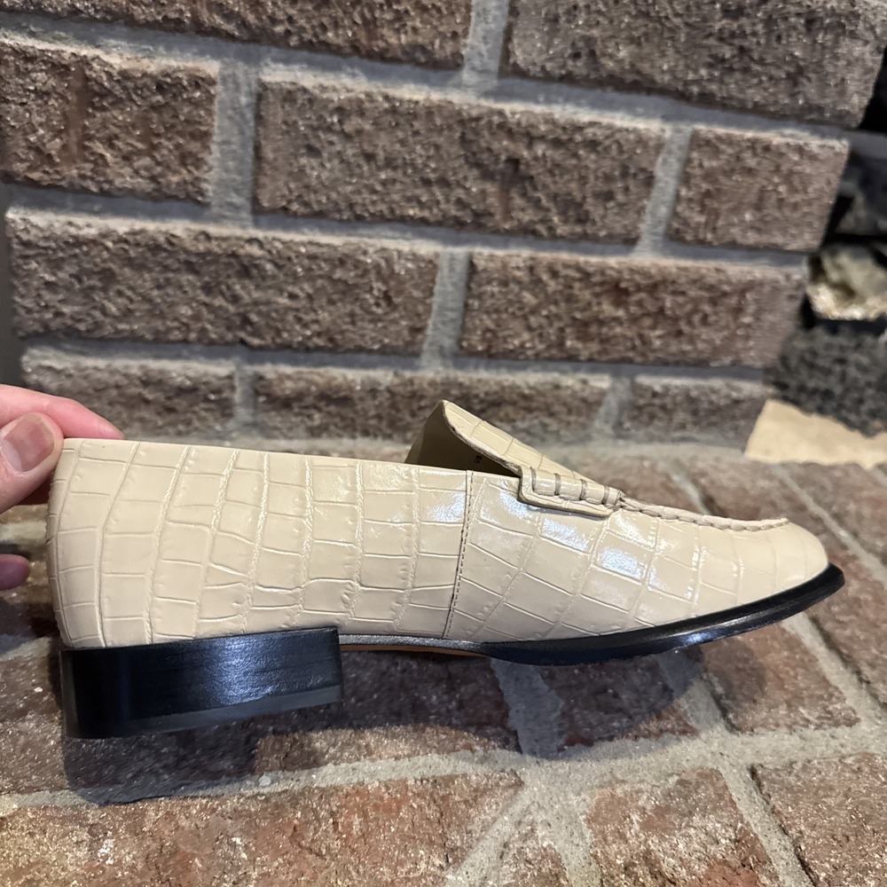 Vince Womens Naomi Ivory Patent Leather Croc Print Loafers Size 7M EU 37 #404 - Picture 7 of 16